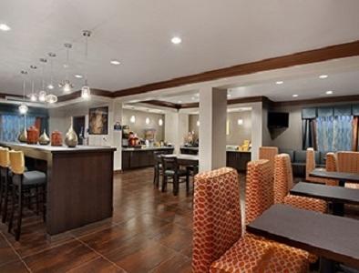 Days Inn By Wyndham Dilley Extérieur photo